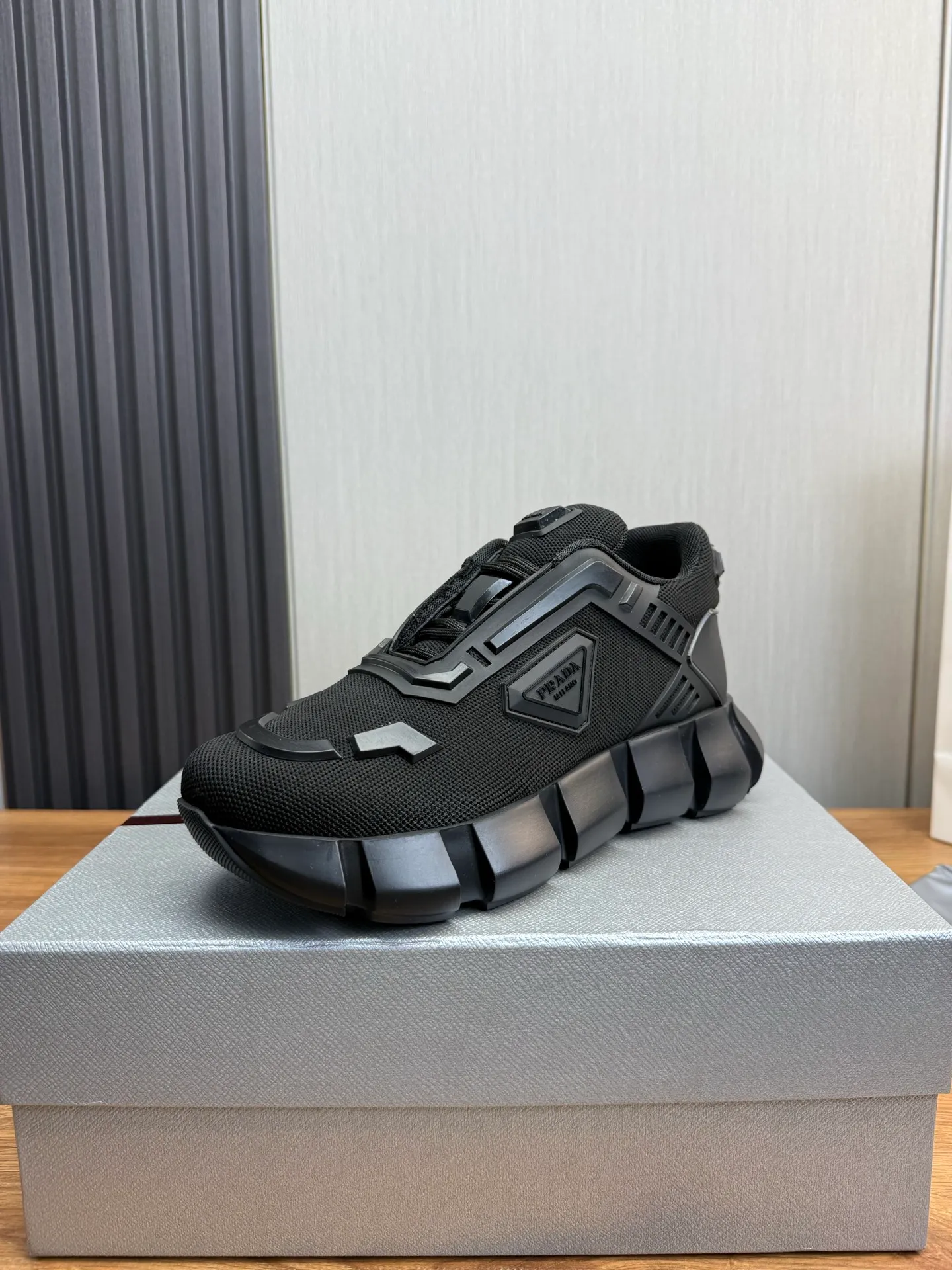 Factory price 580💰 [PRADA] Men's shoes are popular in the counter, official website is synchronized, 1 high-quality shipment ✔️Original mesh + cowhide lining, 1🆚1 replica, original bottom, 38-45 (45 customized, non-refundable)